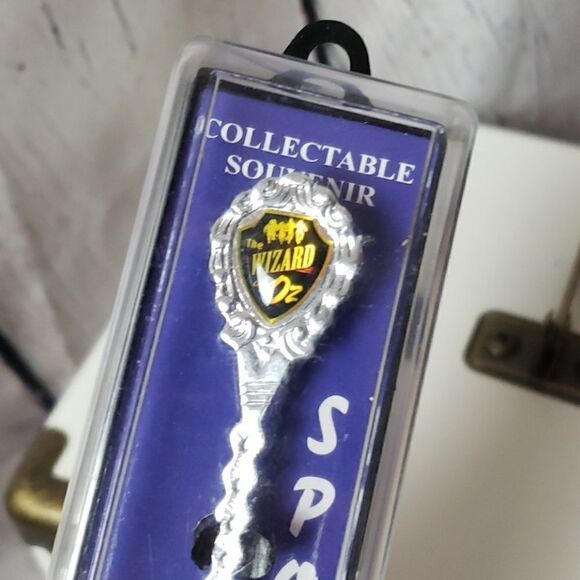 Wizard of Oz Vintage Collectable Spoon - Picture 3 of 3